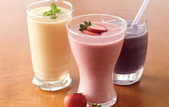 Strawberry Smoothie /fast - lower calorie/